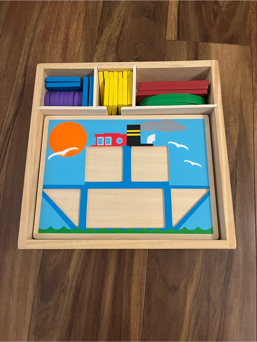 Melissa & Doug Beginner Pattern Blocks Puzzle